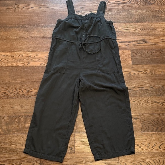 Old Navy Charcoal Jumpsuit - Picture 1 of 3